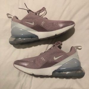 Nike Air Max 270 NWT